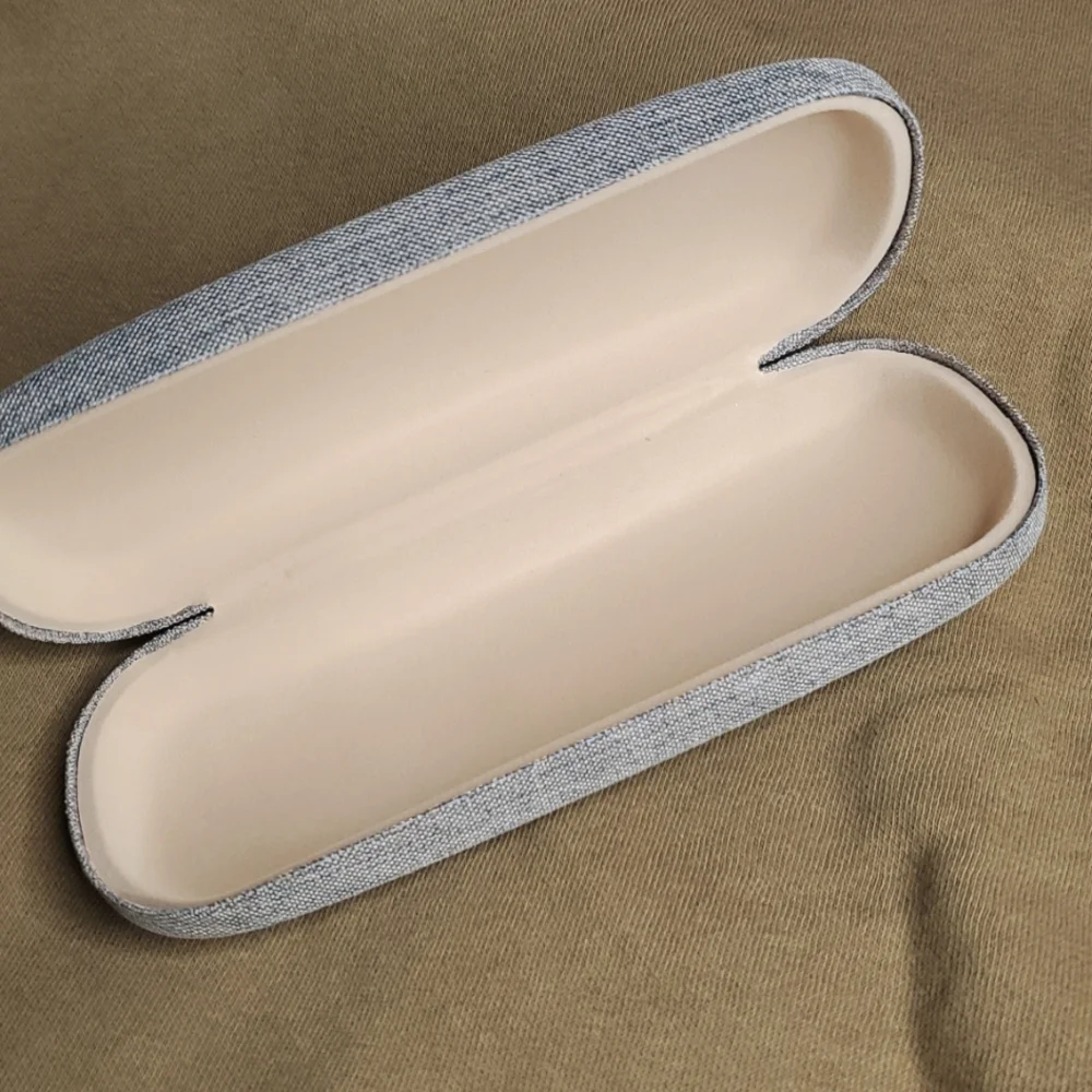 NWOT Grey Glasses‎ Case